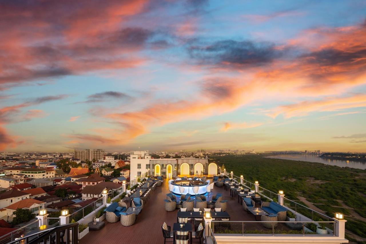 Eastin Hotel Vientiane Laos Exterior foto