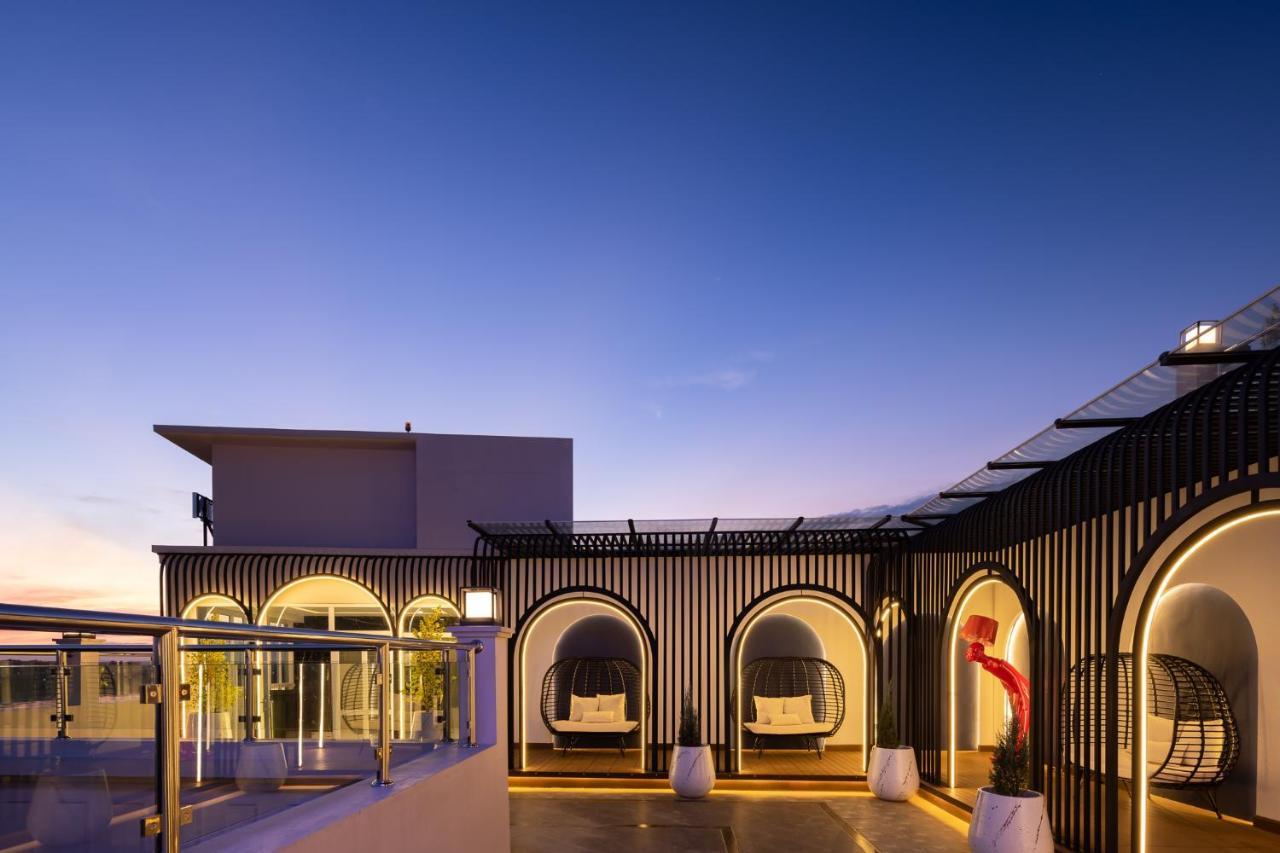 Eastin Hotel Vientiane Laos Exterior foto