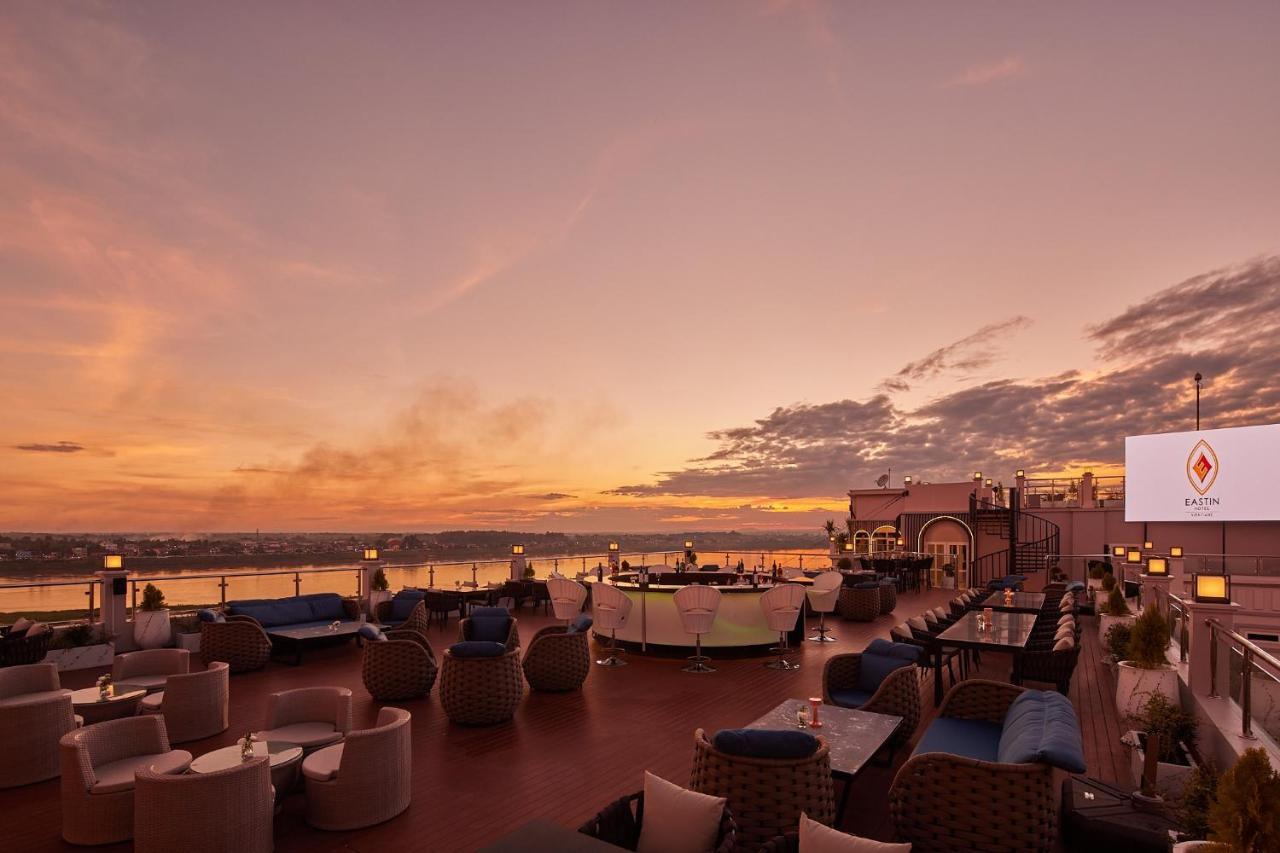 Eastin Hotel Vientiane Laos Exterior foto