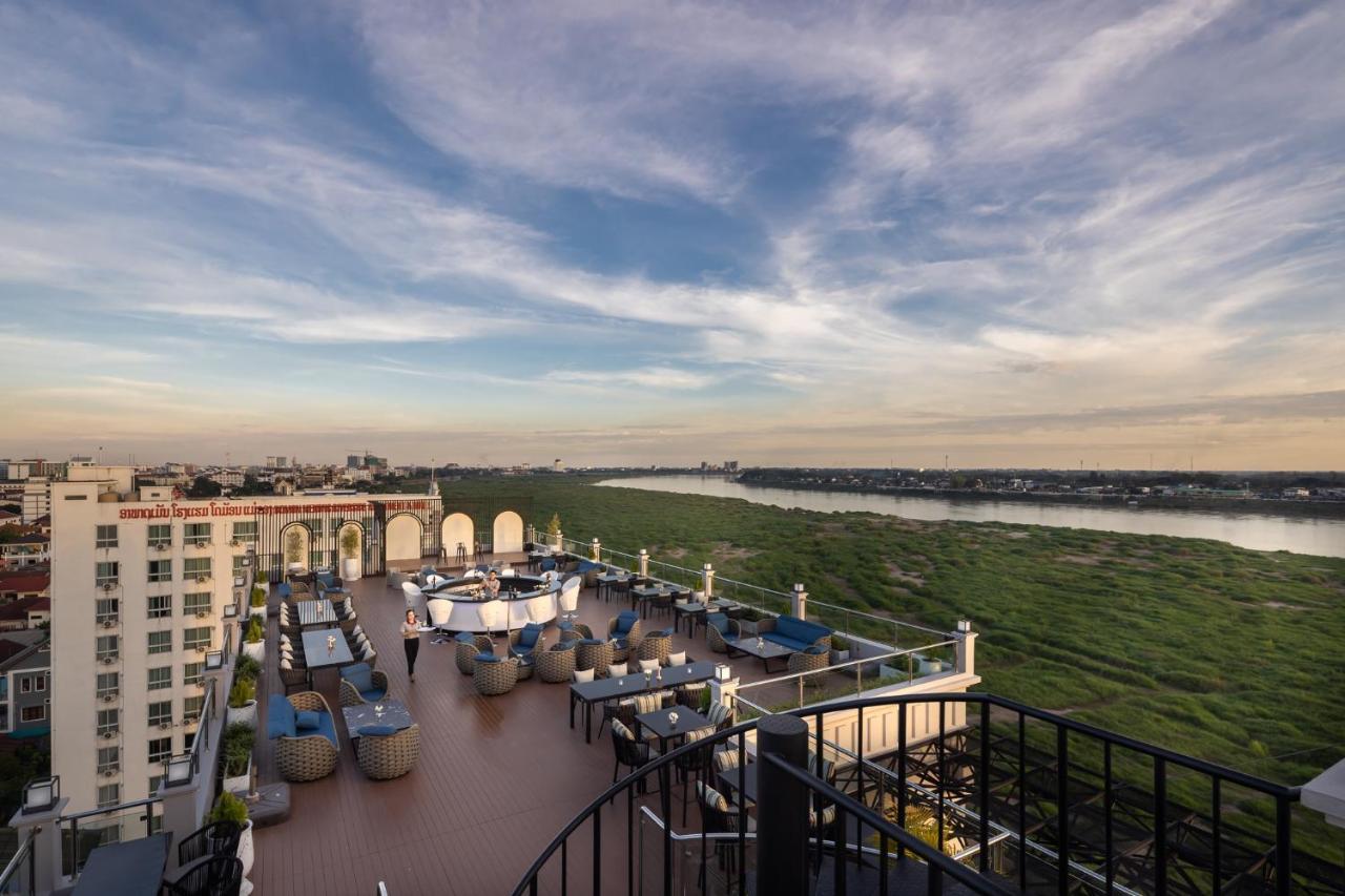 Eastin Hotel Vientiane Laos Exterior foto